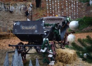 „Gemeinsamkeit macht stark“ – Donauwörths Weihnachtsdekoration: Ein nachhaltiges  Gemeinschaftswerk