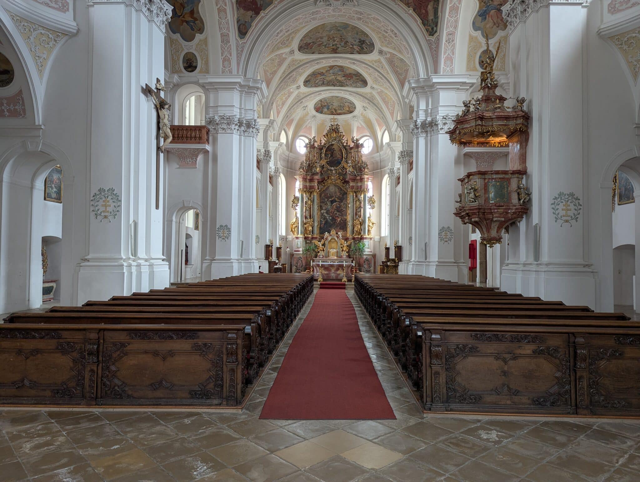 Sonderführungen an Pfingsten und Fronleichnam in der Wallfahrtskirche Heilig Kreuz