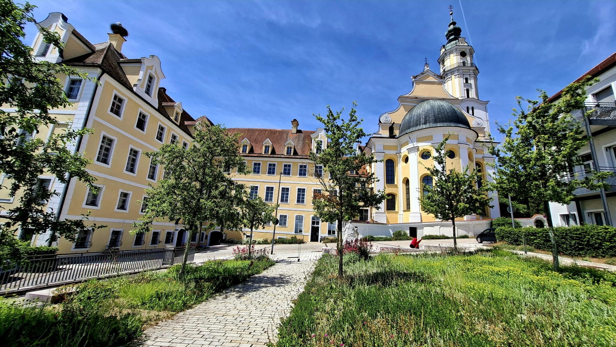 Wallfahrtskirche und ehem. Klosteranlage Heilig Kreuz in Donauwörth