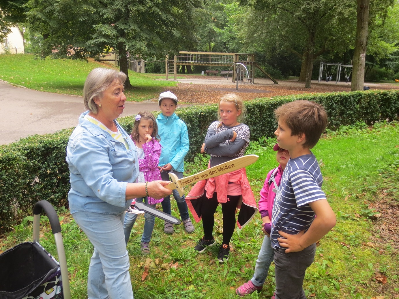 Kinderstadtführung "Sie führten was im Schilde" in Donauwörth