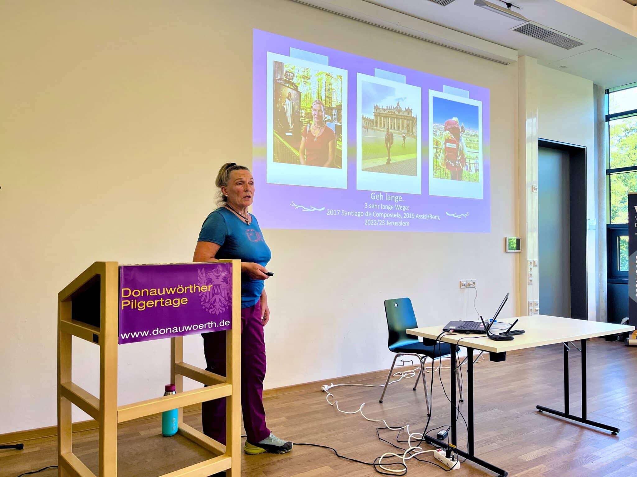 Pilgertage 2026: Impuls-Vortrag „Pilgern – Beten mit den Füßen“, Referentin: Claudia Schilde, Koblenz