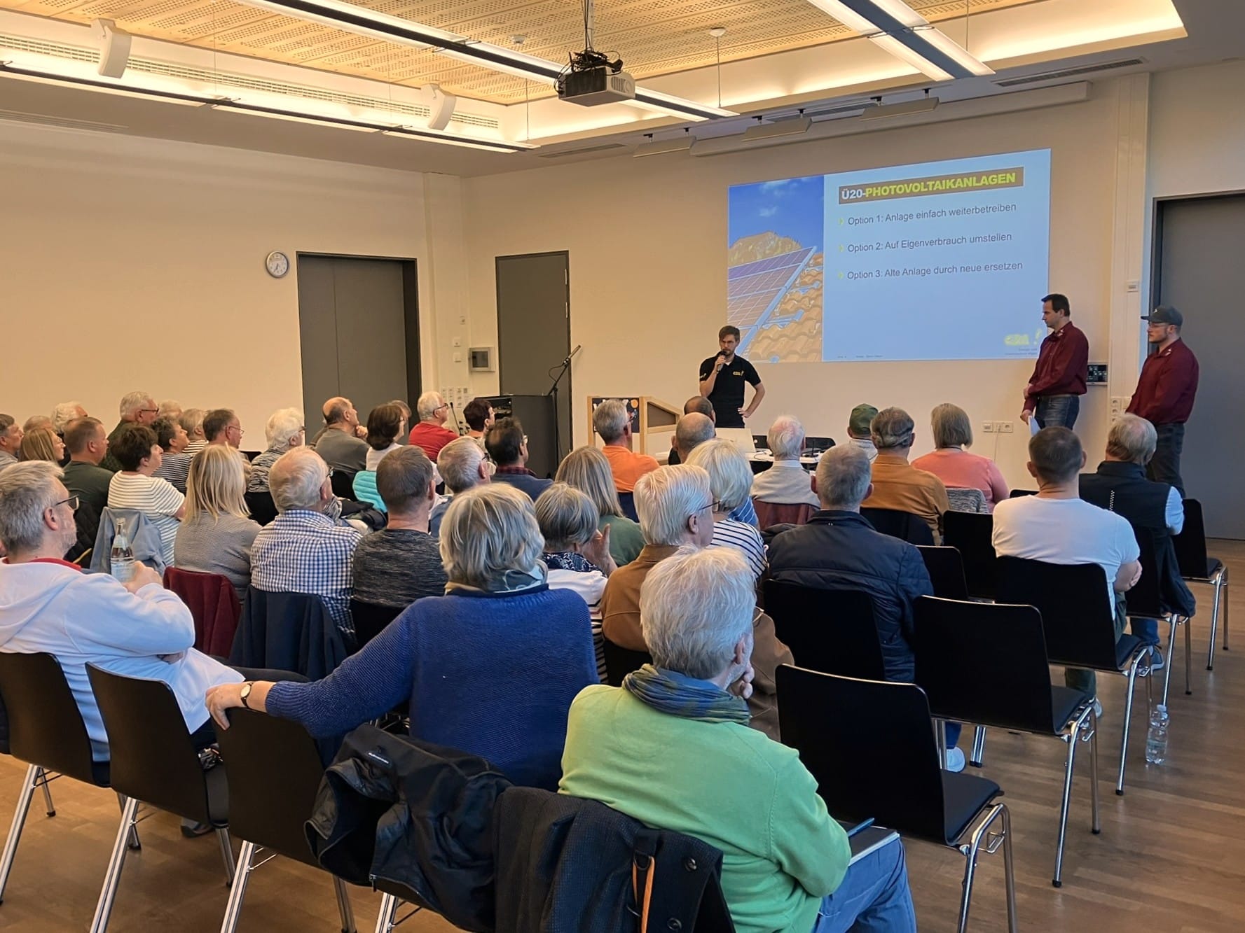 Erfolgreicher Workshop zur Optimierung heimischer PV-Anlagen